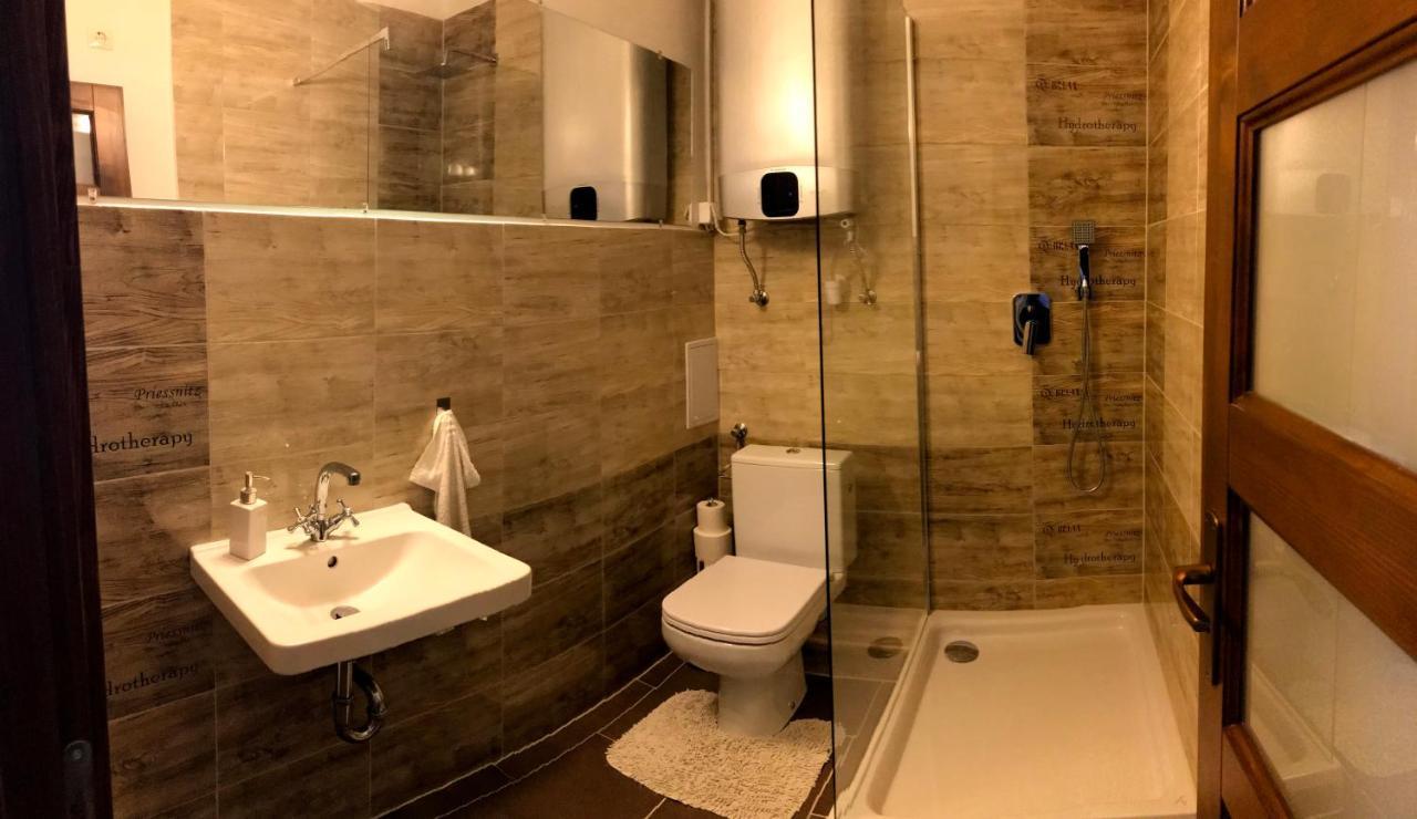 埃格尔Dany Rose Apartman公寓 外观 照片