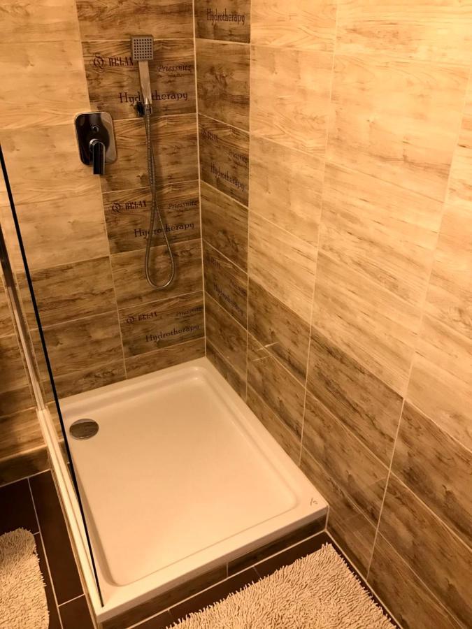 埃格尔Dany Rose Apartman公寓 外观 照片